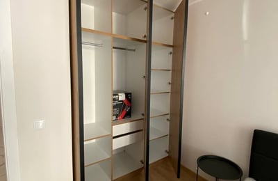 Долгосрочная аренда современной 3-комнатной квартиры, район Бриз, Варна, Болгария